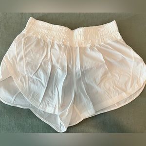 Lululemon Track that high rise lined 3” short